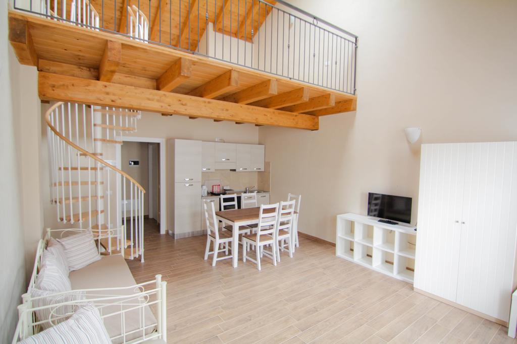Agriturismo Cascina Della Fontana Λόντι Δωμάτιο φωτογραφία