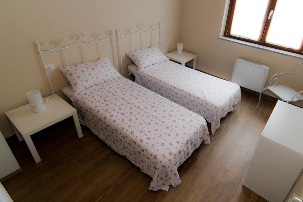 Agriturismo Cascina Della Fontana Λόντι Δωμάτιο φωτογραφία