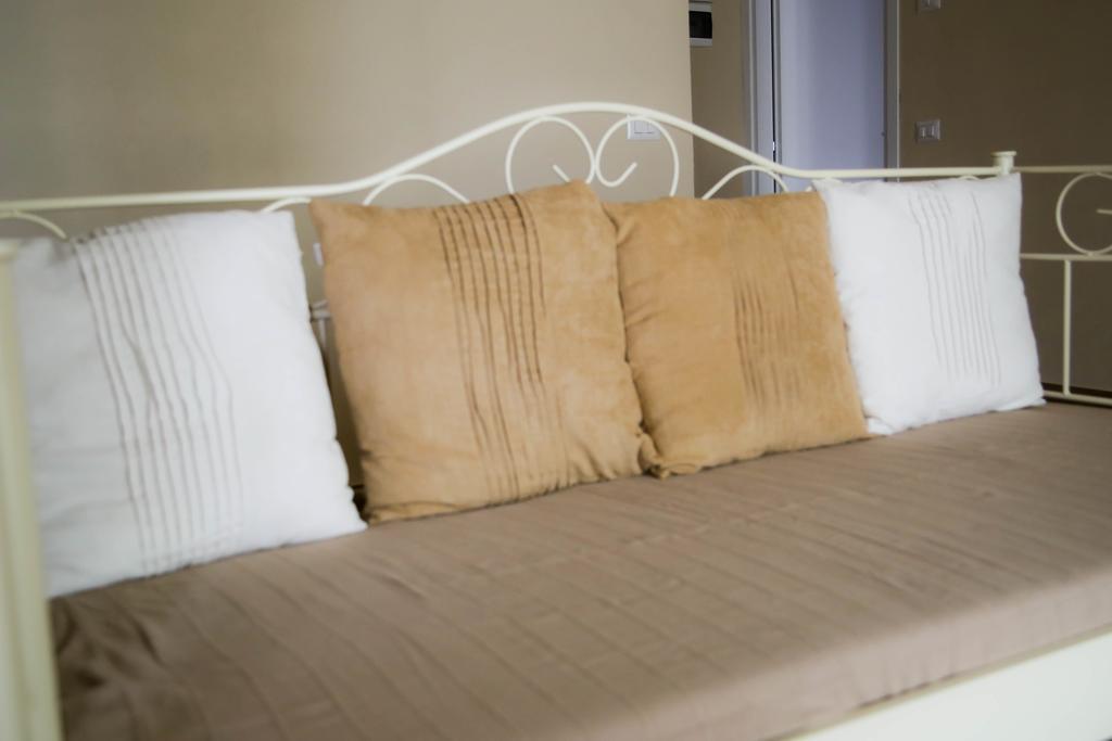 Agriturismo Cascina Della Fontana Λόντι Δωμάτιο φωτογραφία