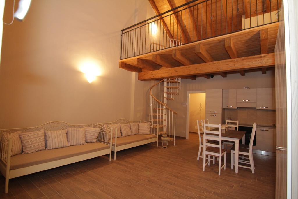Agriturismo Cascina Della Fontana Λόντι Δωμάτιο φωτογραφία